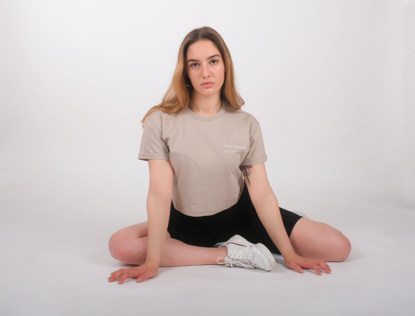 Cropped T-Shirt in beige