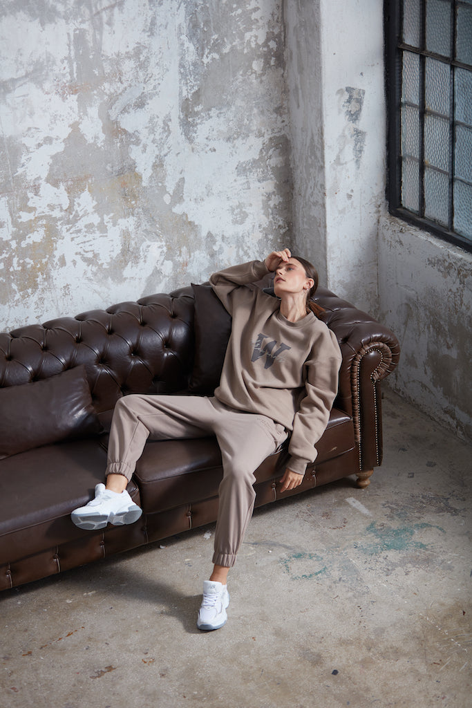 "W EDITION" Oversized Sweatshirt in braun