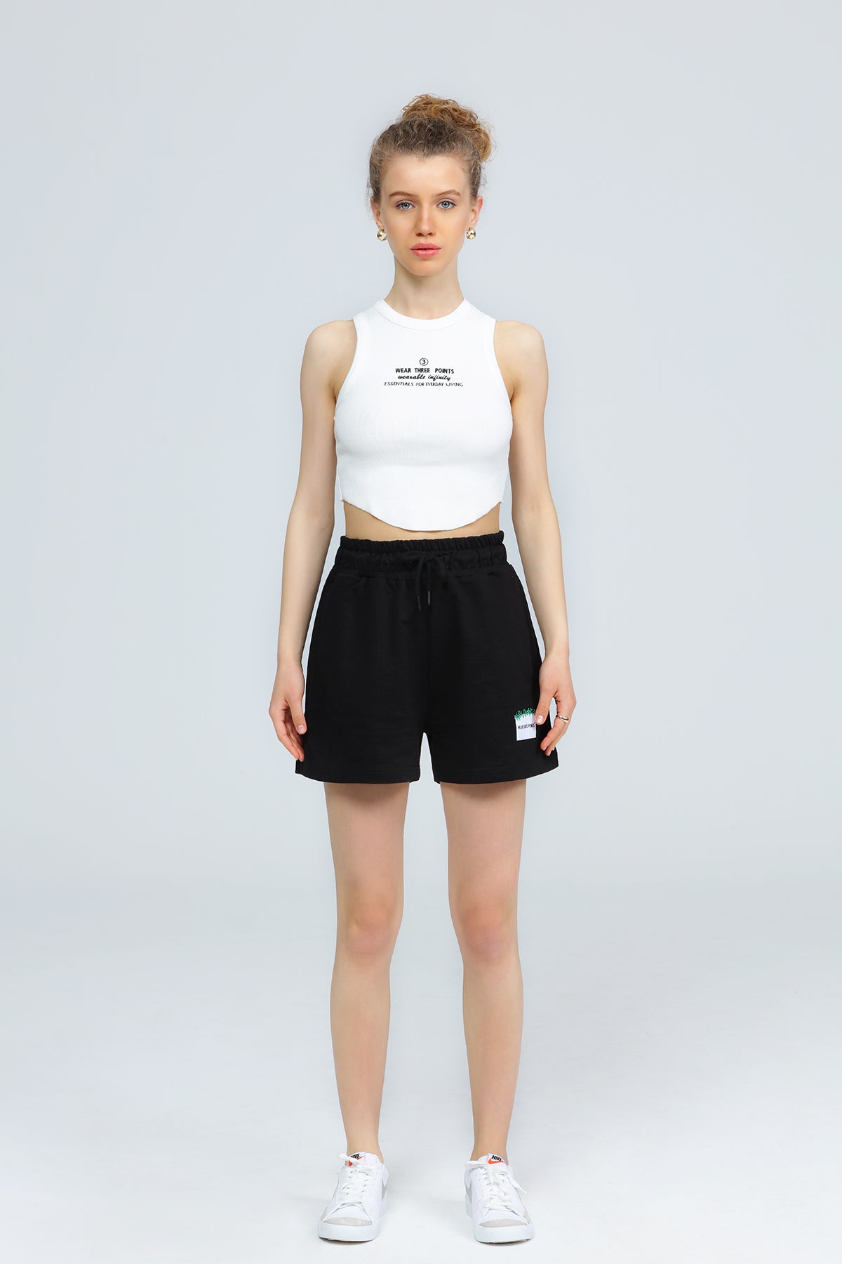 "INFINITY" Crop Top in weiß