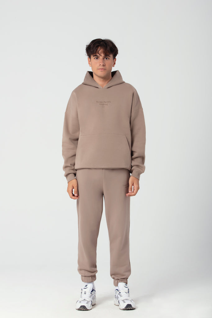 "STUDIOS" Hoodie in braun