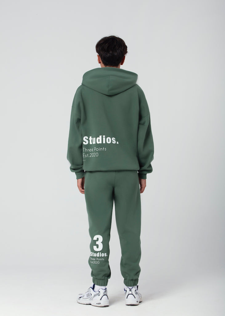 "STUDIOS" Hoodie in grün