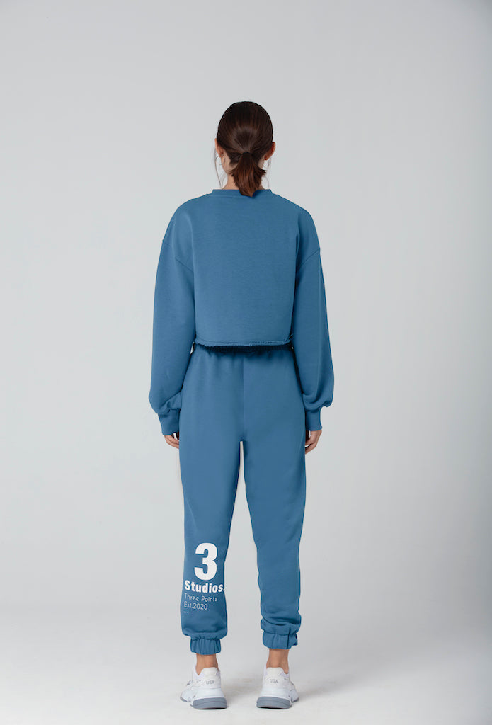 "JOLIE" Crop Sweatshirt in blau