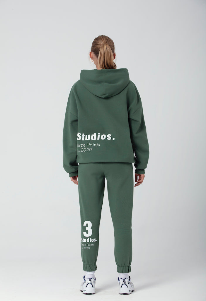 "STUDIOS" Hoodie in grün
