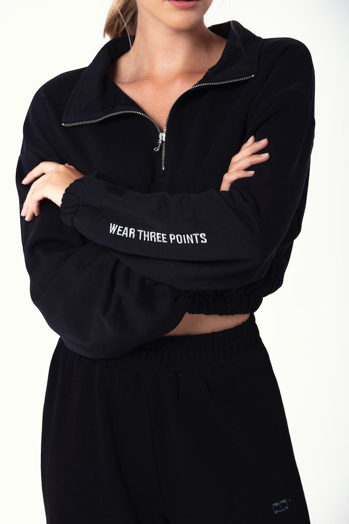 "VOILA" Crop Sweatshirt mit Stehkragen in schwarz