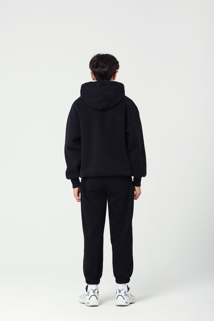 Hoodie in schwarz
