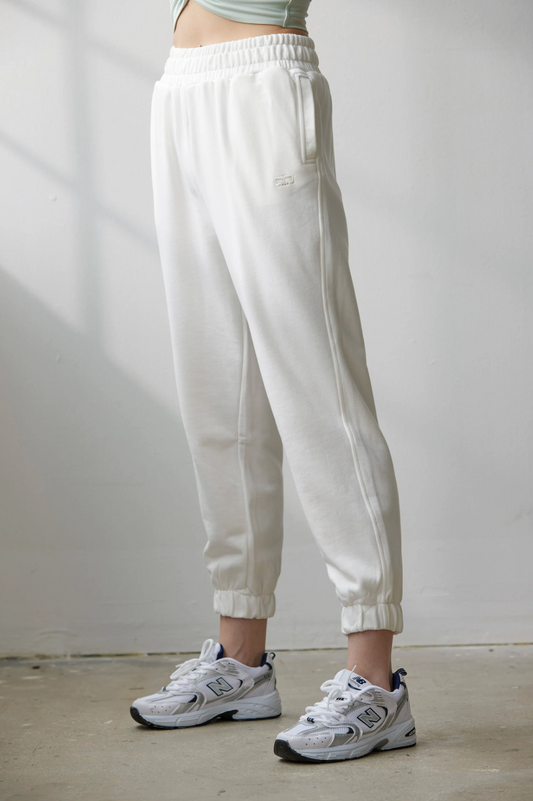 Jogger in weiß