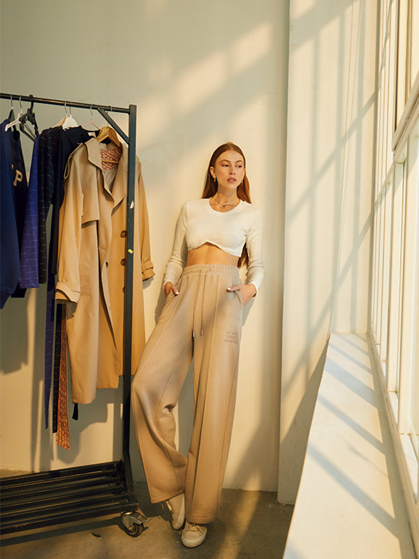 "LUBNA" Jogger mit weitem Bein in beige