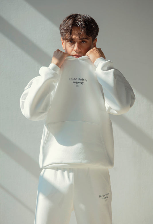 "STUDIOS" Hoodie in weiß