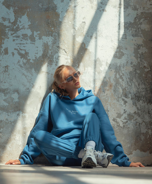 "STUDIOS" Hoodie in blau