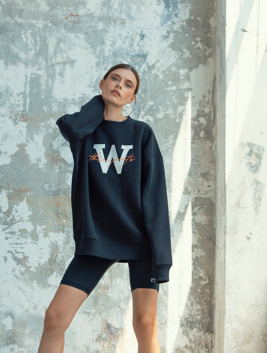 "W EDITION" Oversized Sweatshirt in schwarz