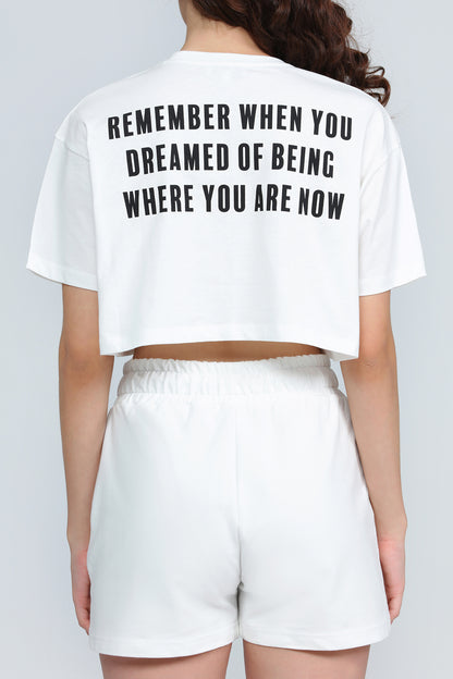 "WEEKEND" Shorts in weiß