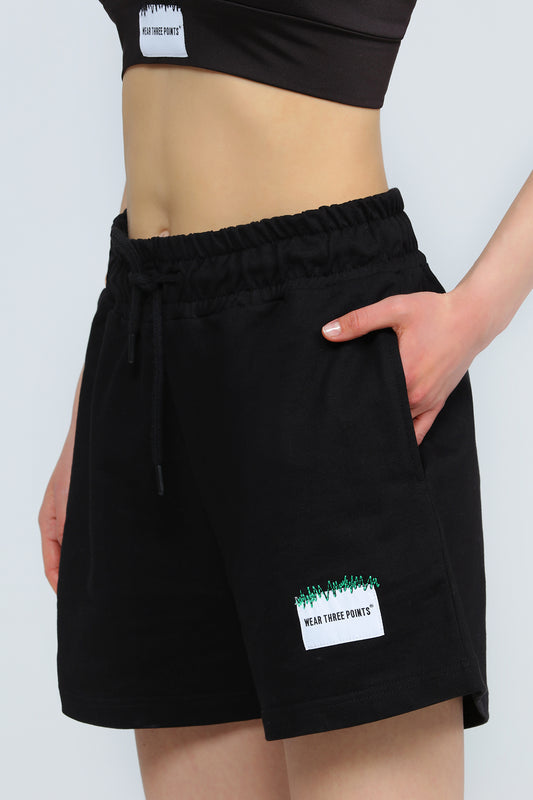 "WEEKEND" Shorts in schwarz
