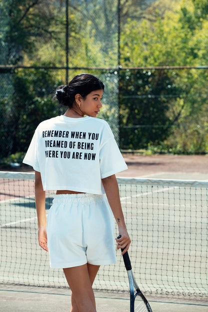 "WEEKEND" Crop T-Shirt in weiß