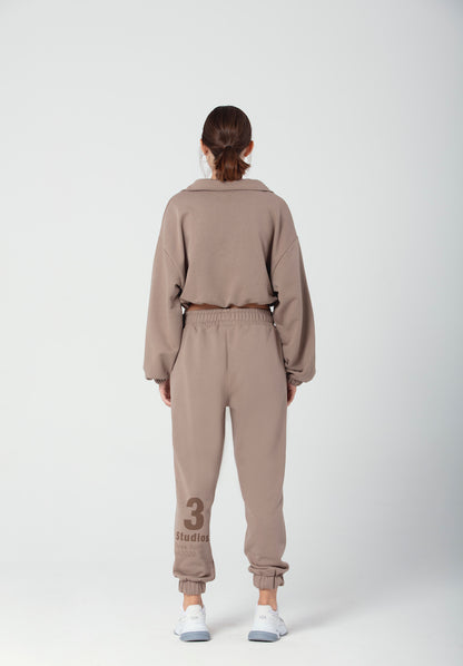 "VOILA" Crop Sweatshirt mit Stehkragen in braun